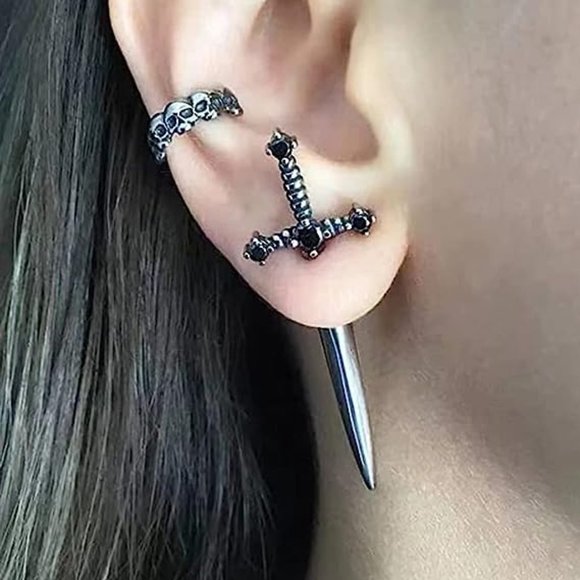 Gothic Sword Cool Punk Dagger Earrings Black‎ With Black Crystal - Picture 1 of 4